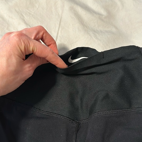 Nike Leggings - Picture 7 of 8
